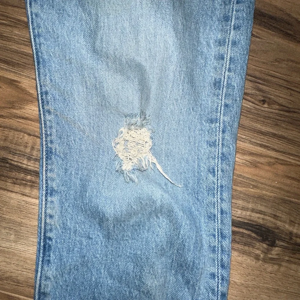 Levi’s Wedgie Straight Light Denim Jeans - Picture 3 of 12